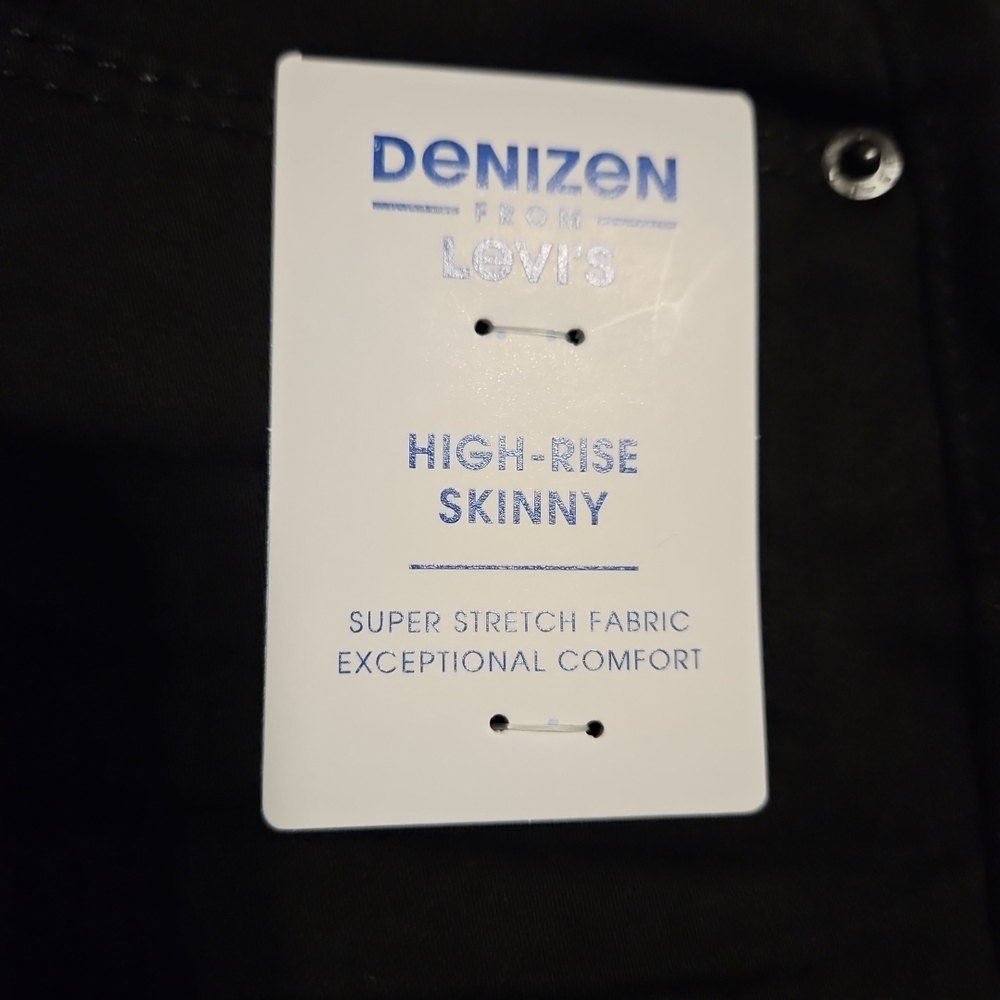 Denizen from Levi's Black Women Jeans - Picture 7 of 9